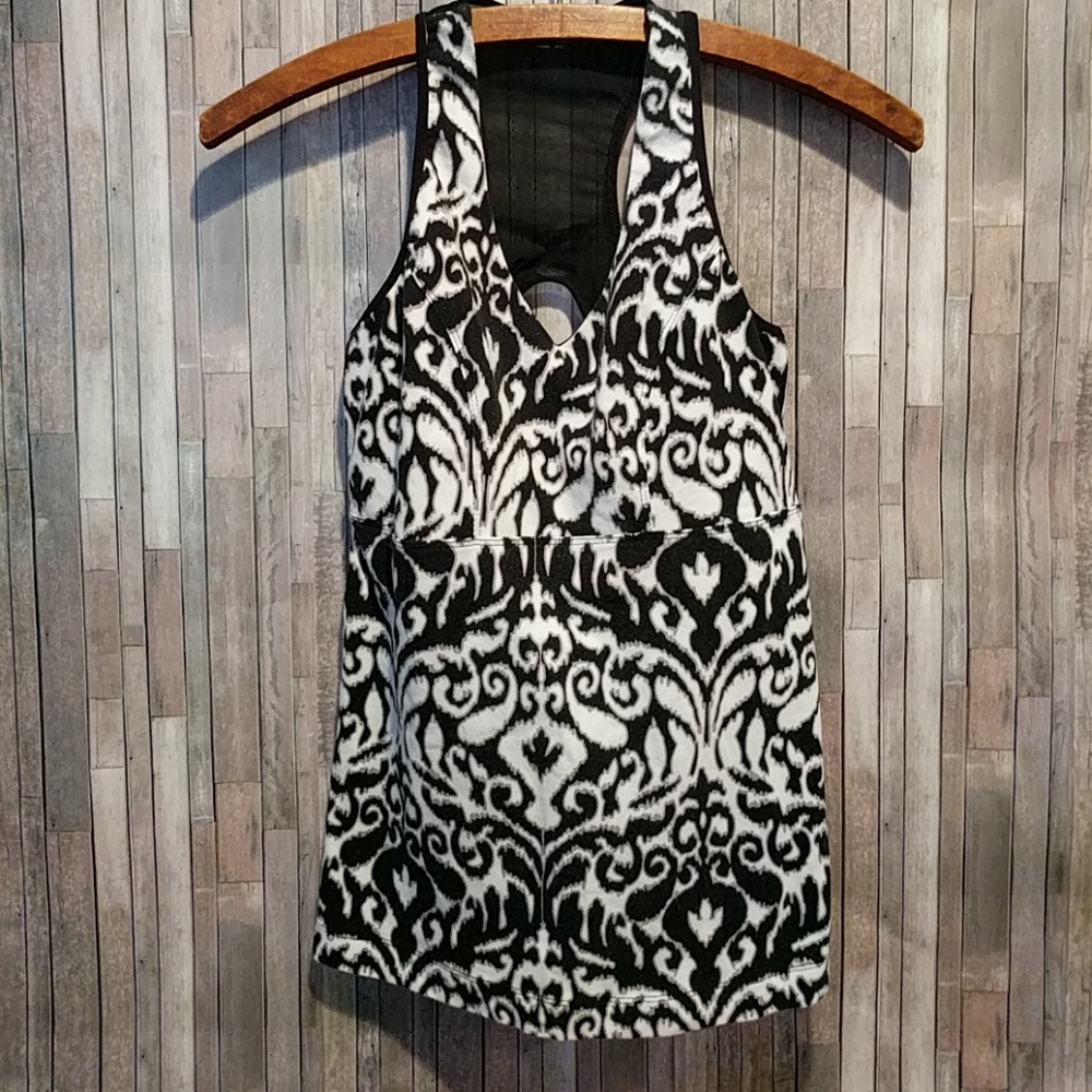 MARIKA Yoga Racer Back Built-in Bra Top